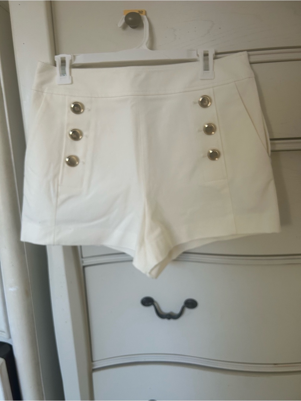 10 Crosby Derek Lam Cream High-Waist Sailor Button Shorts